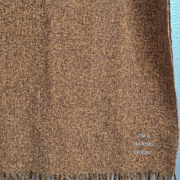 Attic Salt Botique Oversized Blanket Scarf With Fringe - Picture 3 of 4